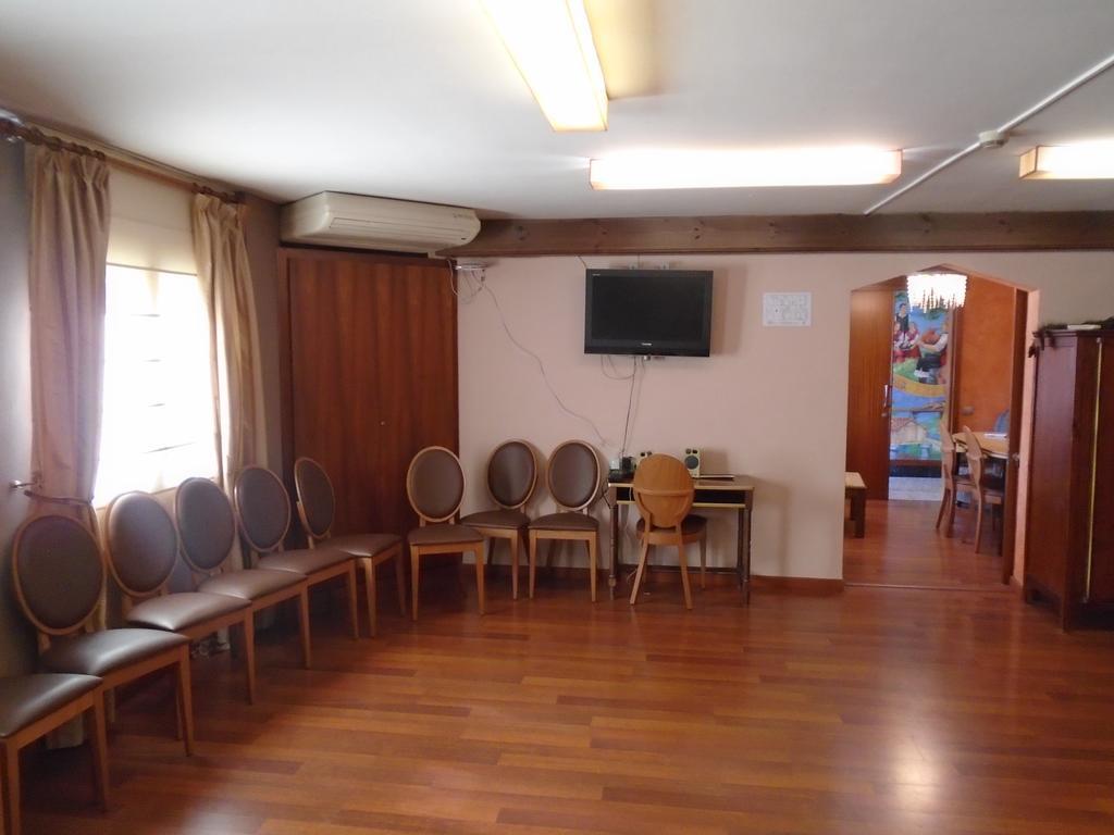 Hostal Fonda Galicia Cardedeu Zewnętrze zdjęcie